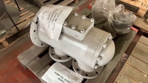 Pump oil screw