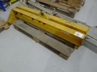 Steel 4150 Kg capacity lifting beam