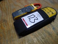 Fluke 373 True RMS clamp meter