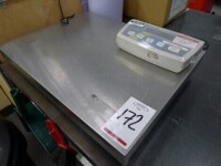 Kern 60Kg capacity digital platform scale
