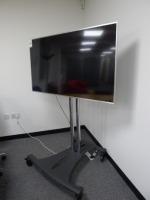 Samsung UE55M5500AK, 55 inch flat screen TV