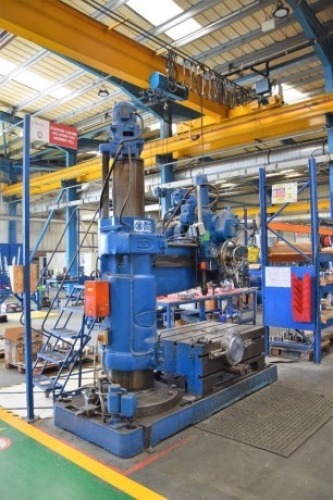 Asquith OD1 radial arm drilling machine workbench and a quantity of tooling S/N 22619 (Bay 2)