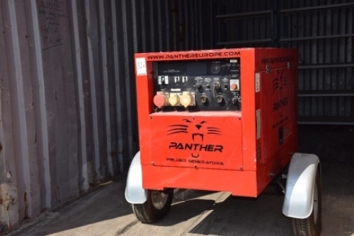 Fronius MFW311-K Engine DC welder and generator. S/N W430760157 (Containers)