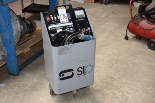 SIP Startmaster P500CB portable starter/charger (Packing)