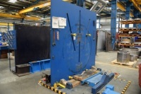 Cast iron knee plate / jig 245 cm x 245cm with associated tooling (Bay 3)