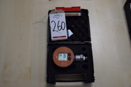 Keller LEO 1 digital monometer (Quality clinic)