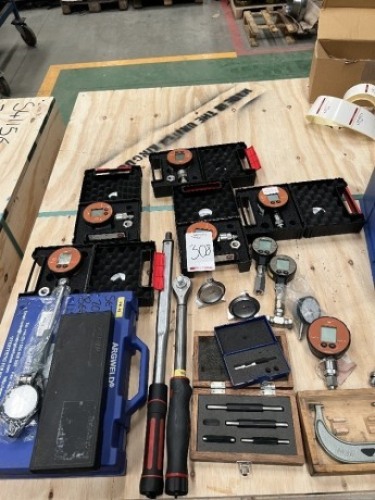 Various Gauges, Torque wrenches and calibration equipment (Bay 2)