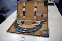 Mitutoyo 400-500 mm anvil outside micrometer (Quality clinic)
