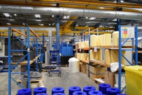 4 bays of Light duty slotted steel racking (contents not included) (Bay 1)