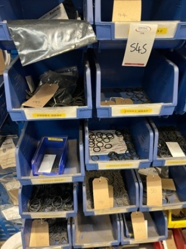 Assortment of various size seals and O rings