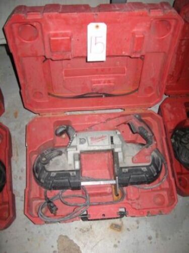 Milwaukee Deep Cut Band Saw *** PLEASE NOTE: This lot is offered subject to bulk bid offer on lot 118