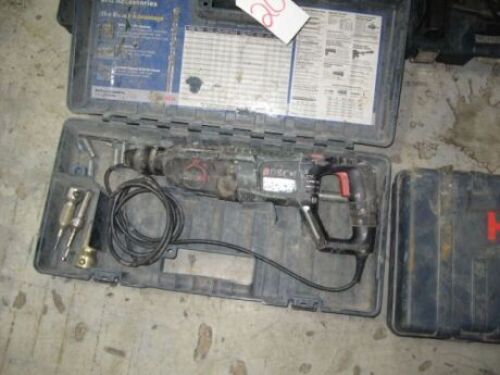 Bosch Bulldog Xtreme hammer drill *** PLEASE NOTE: This lot is offered subject to bulk bid offer on lot 118