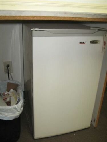 Haier office refrig *** PLEASE NOTE: This lot is offered subject to bulk bid offer on lot 118