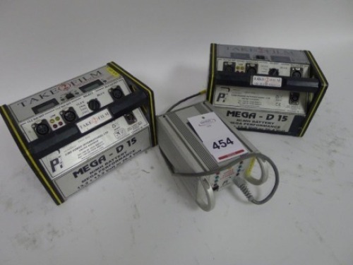 2 Cine Power Mega D 15 NIMH Batteries with Charger