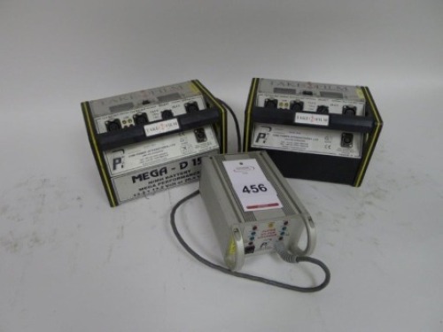 2 Cine Power Mega D 15 NIMH Batteries with Charger