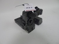 Arri Arriflex 165SR 16mm Film Camera Body with Battery