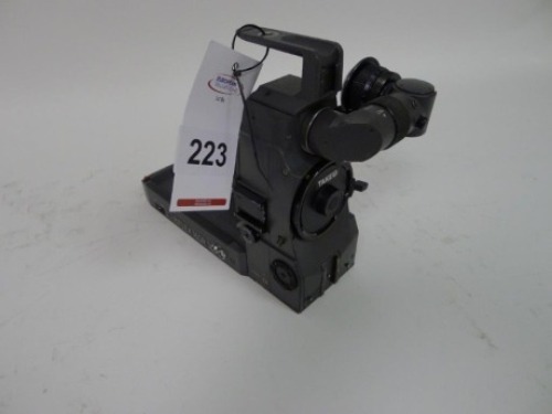 Arri Arriflex 165SR 16mm Film Camera Body with Battery (Chipped Mirror)